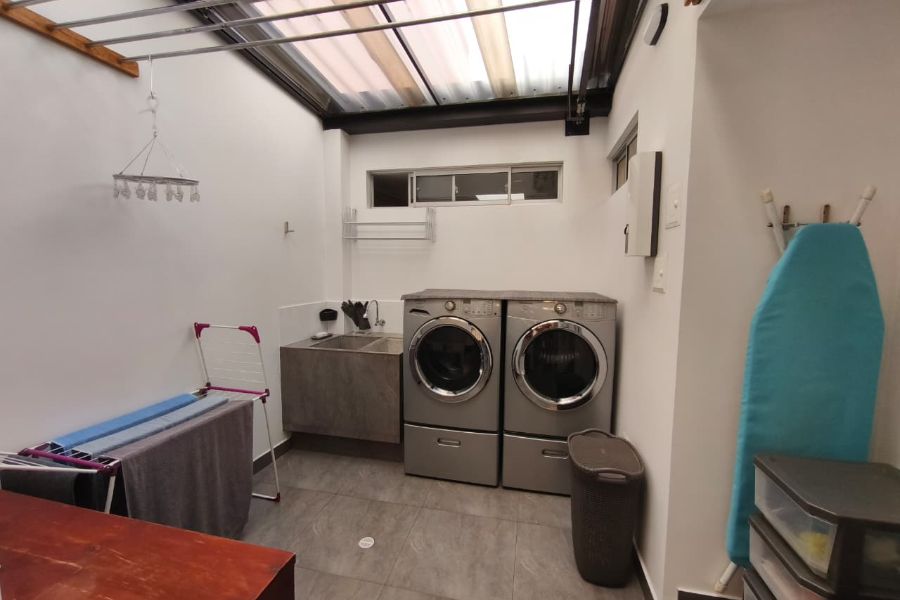 Casa en Venta en Pontevedra, Bogotá, Cundinamarca